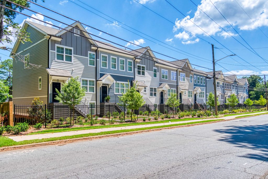 Rockhaven has Fall incentives available for townhomes in Kensington Gates