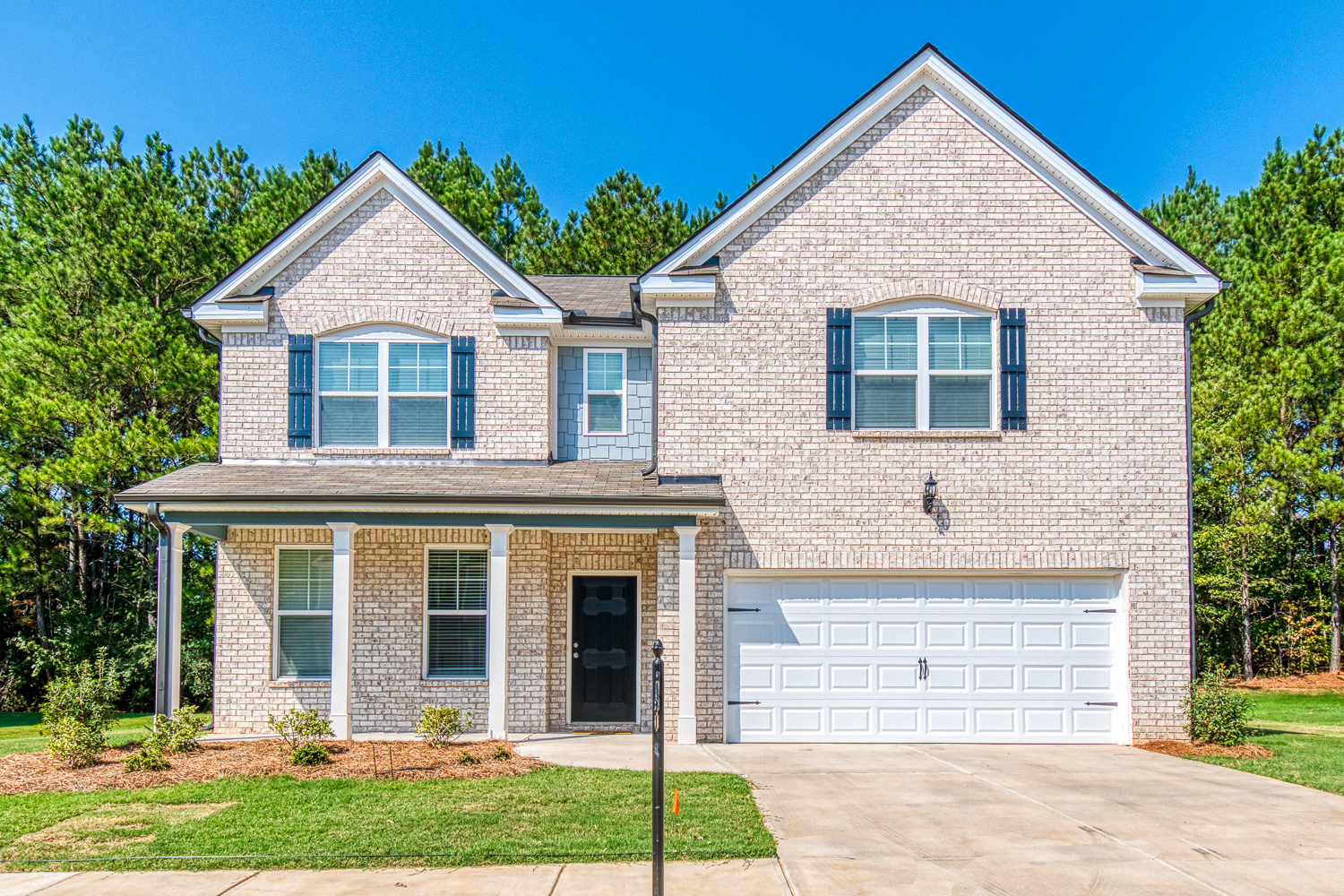 Explore the Homes in Riverwalk Trace