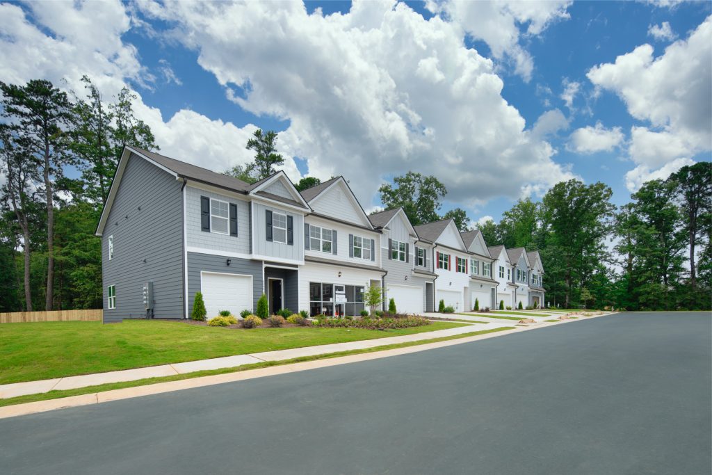 a streetscape in Lakeview at Stonecrest