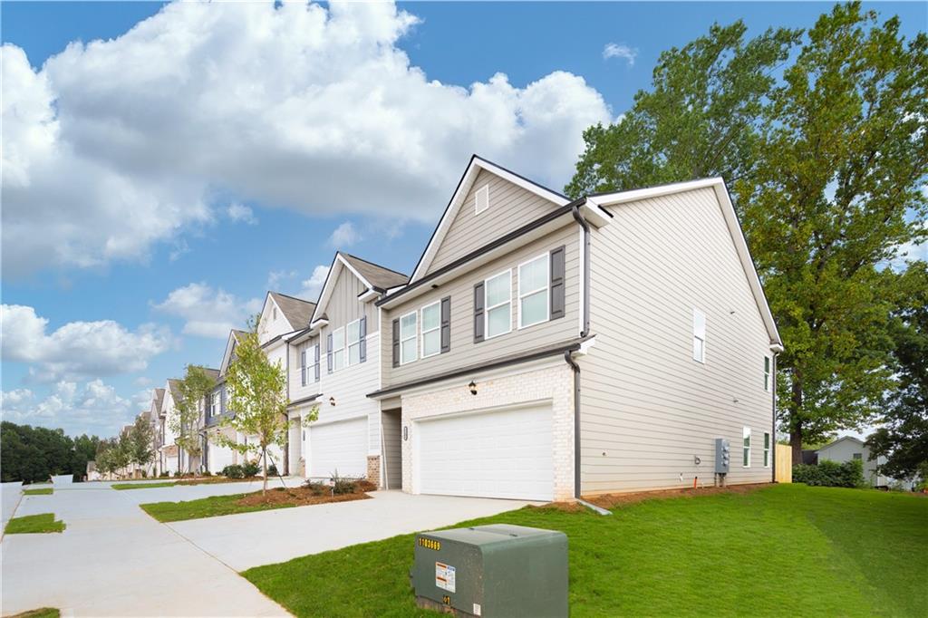 Townhomes at Baldwin Park, new construction in Stonecrest