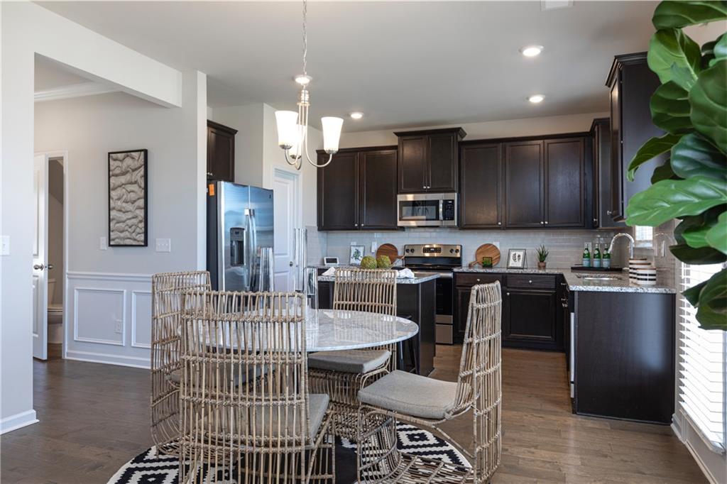 Crestview Manor Lot 2 Kitchen in Stonecrest