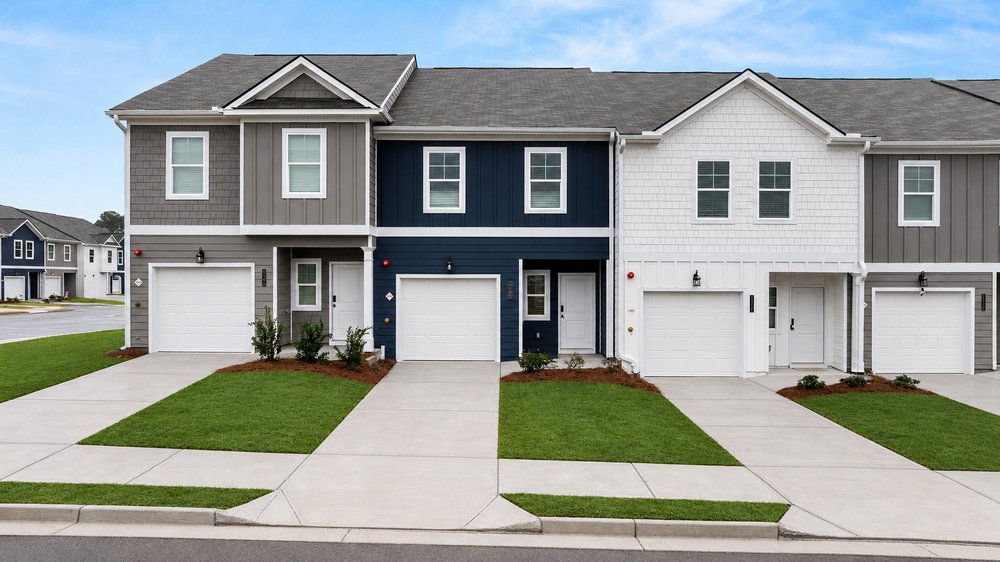 9458 Maple Grove Ln, Jonesboro, GA 30238