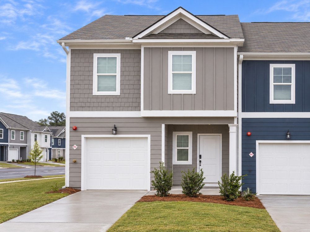 9443 Maple Grove Ln, Jonesboro, GA 30238