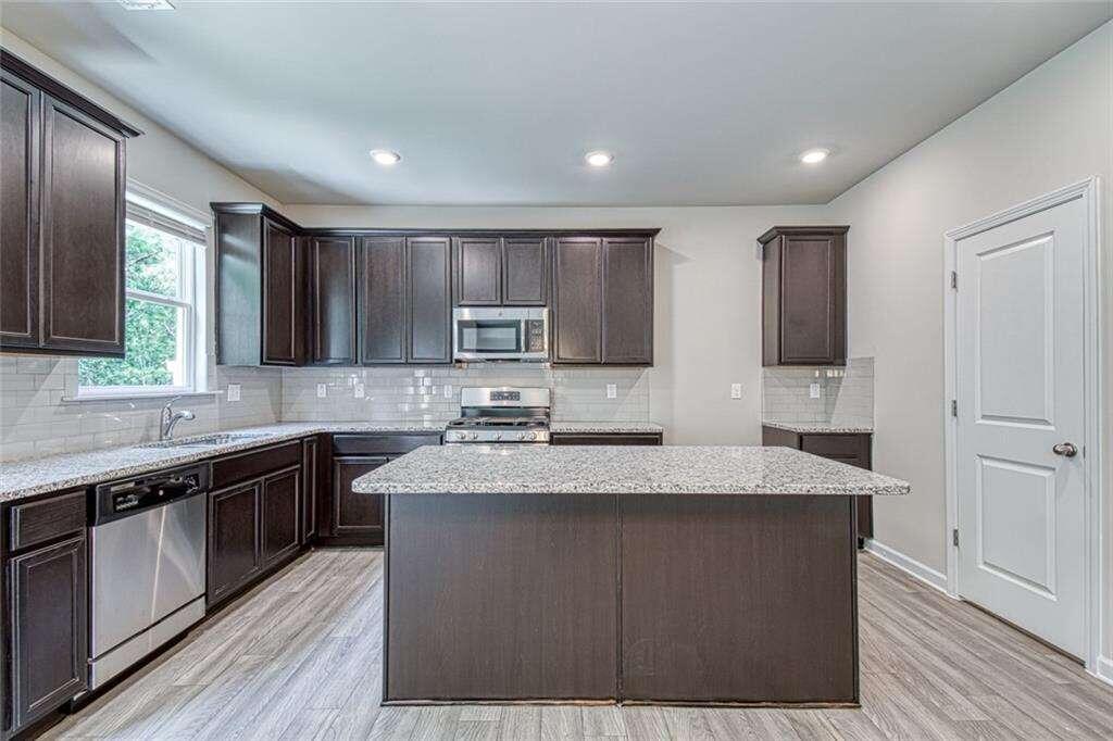 Rockhaven Homes 6001 Winternest Drive Austell GA 30106