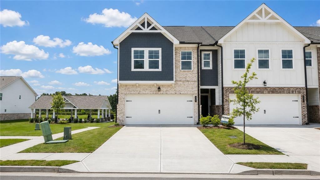 616 Gunnin Way, McDonough, GA 30253
