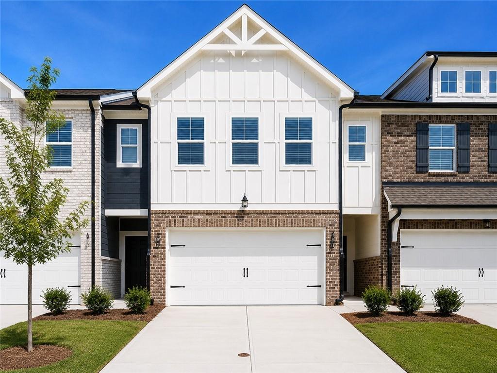 612 Gunnin Way, McDonough, GA 30253